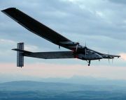 Meg kellett szakítania az útját A Solar Impulse 2 repülőnek