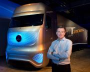 Már idén teszteli a robot­kamionjait a Daimler